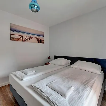 Z Widokiem Na Rzeke By Grand *