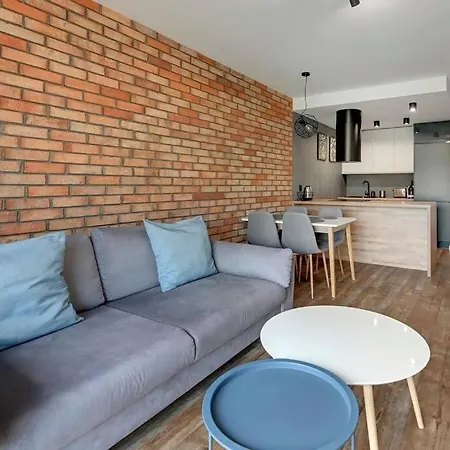 Z Widokiem Na Rzeke By Grand * 그단스크